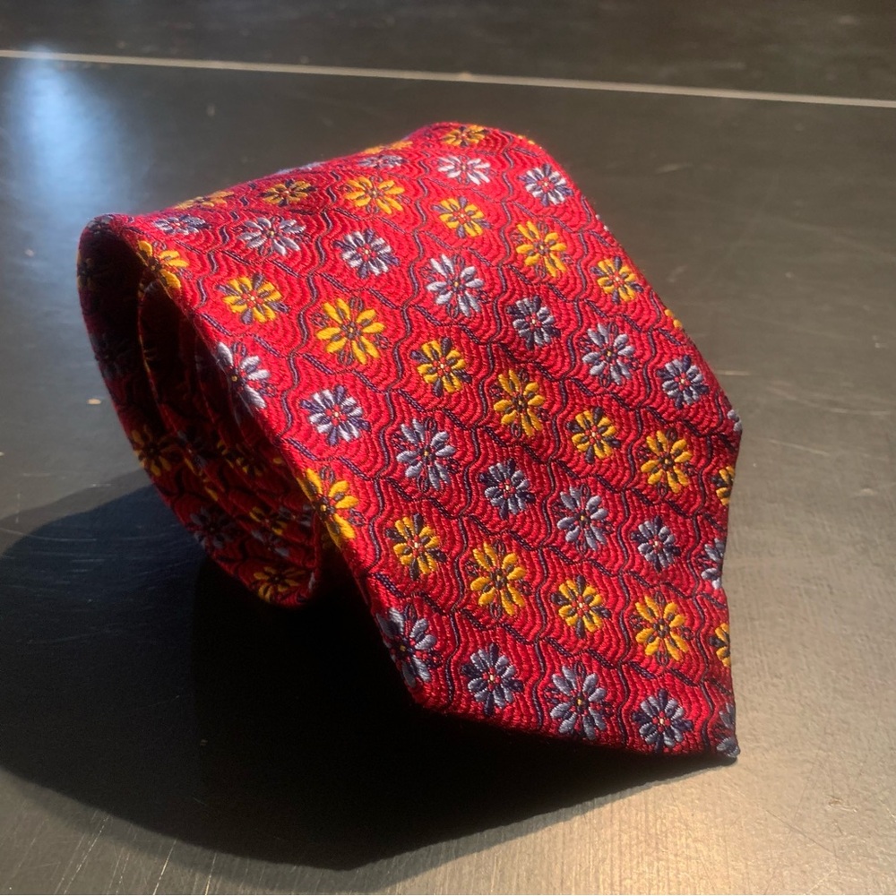 Robert Talbott Best of Class Red Floral Tie Necktie Silk Hand Sewn